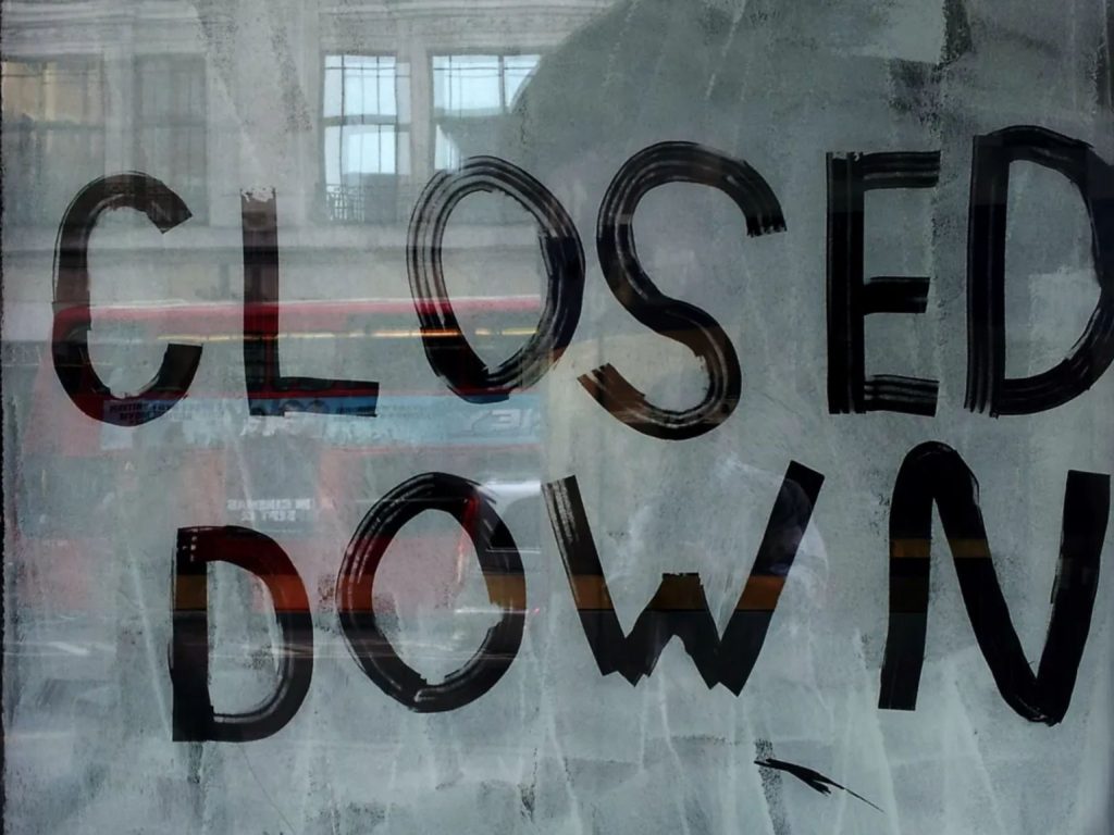 Crowdsourcing a Database of Permanent Museum Closings